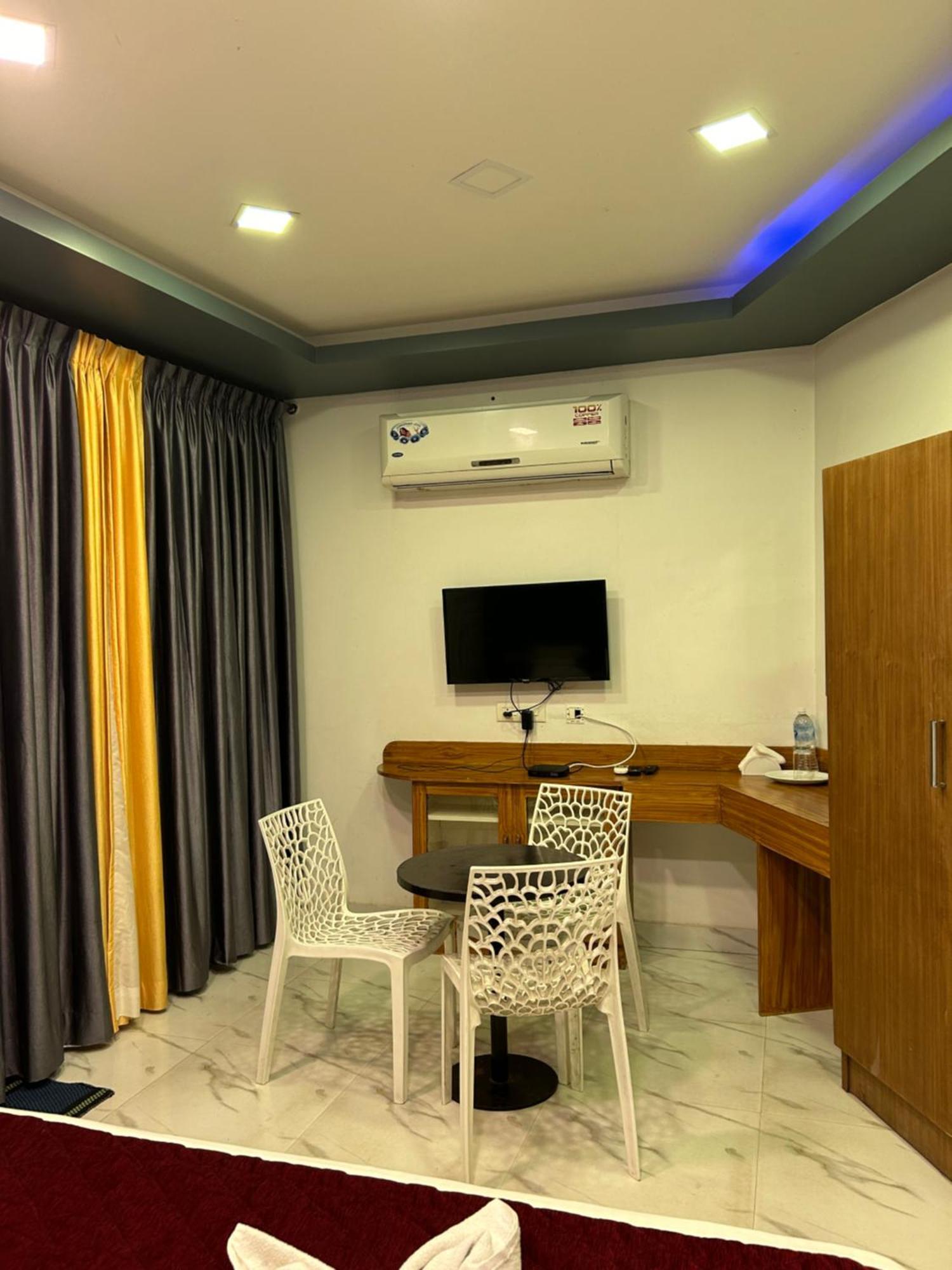 G Hotel Kottakuppam Eksteriør bilde